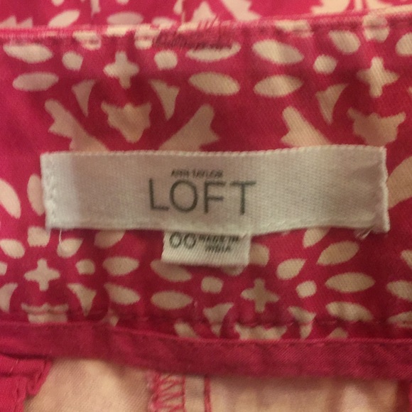 LOFT ANN TAYLOR Pink Flower Shorts Sz 00 - Picture 5 of 5